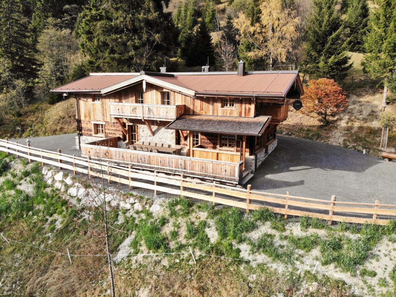 Villa Almhuette Lengau à Saalbach-Hinterglemm Extérieur photo